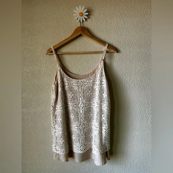 Cabi It Girl Cami - Picture 2 of 8